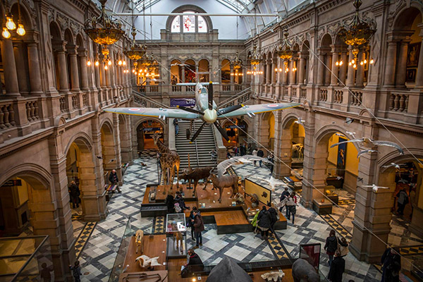 kelvingrove museum plane